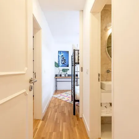 Apartment Guestready - Colourful And Modern Lxfactory *